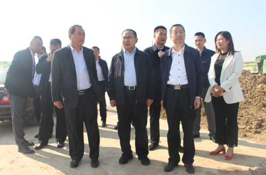 蘭山區(qū)委副書記、區(qū)長沈如茂一行到臨沂商貿服務型國家物流樞紐山東順和國際智慧物流園項目現場視察工作