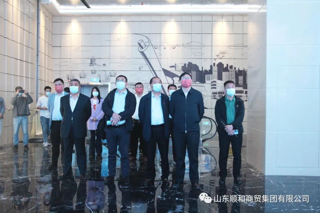 國家發(fā)改委綜合運(yùn)輸研究所主任王彥慶一行蒞臨中國物流之都展覽館參觀考察