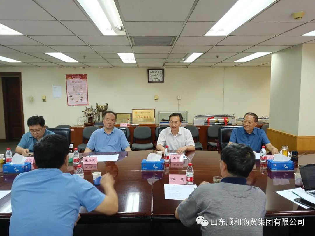 集團(tuán)黨委書記趙玉璽陪同臨沂商城黨工委書記、管委會主任王景美一行到訪中國交通運(yùn)輸協(xié)會